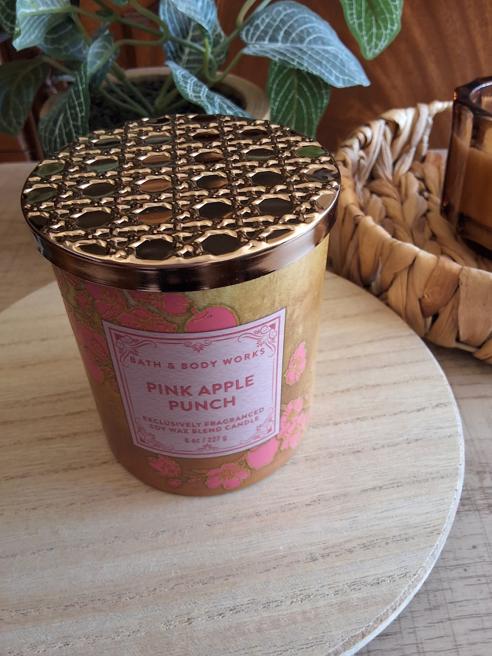 BNIB Bath & Body Works Pink Apple Punch Scented Candle